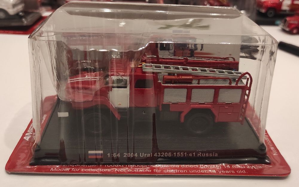 Model w skali 1:64 Ural Russia 2004 (M14)