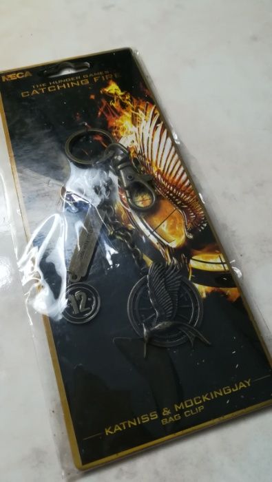 Hunger games jogos da Fome porta-chaves acessório mala - NOVO