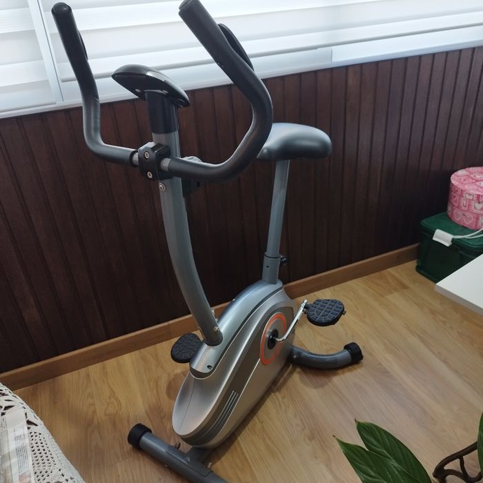 Bicicleta ginástica