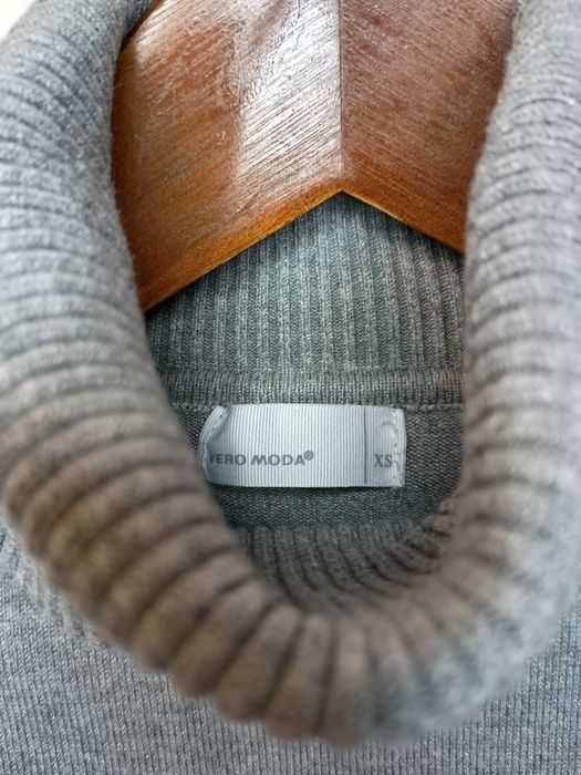 Szary golf Vero Moda XS