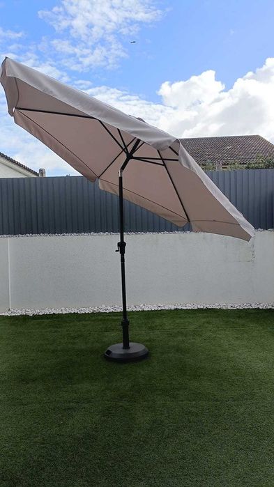 Chapéu de sol Naterial Avea | com manivela e base de 28kg | 2,90m diâmetro | ótimo preço