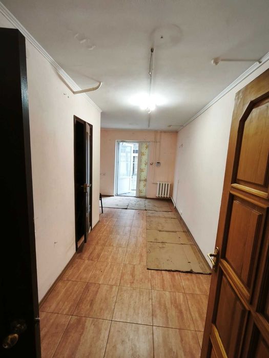 Продаж квартири з двома самостійними входами - View 2