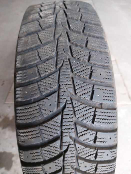 Зимня ризина  205 70 15