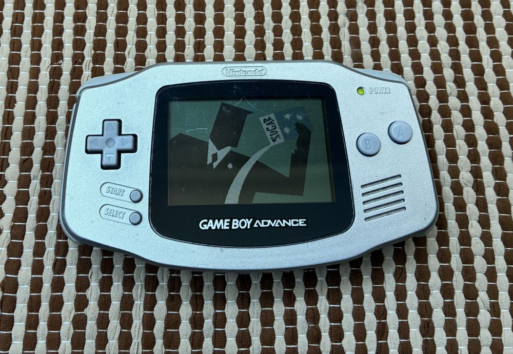Game Boy Advance c/ 4 Jogos