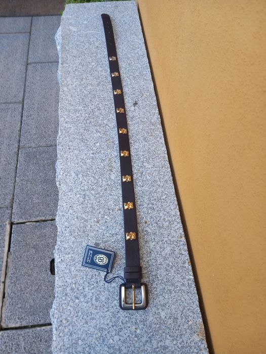 Cintos em pele, fabricados em Portugal,  marca Belcinto novos.