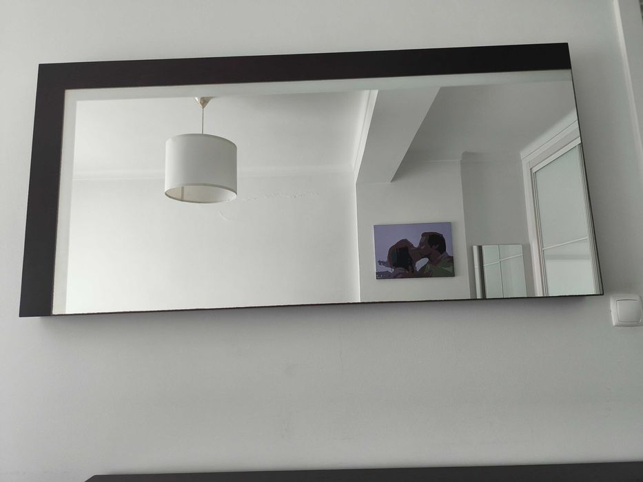 Mobília de quarto completa, madeira maciça. Ofereço colchão!