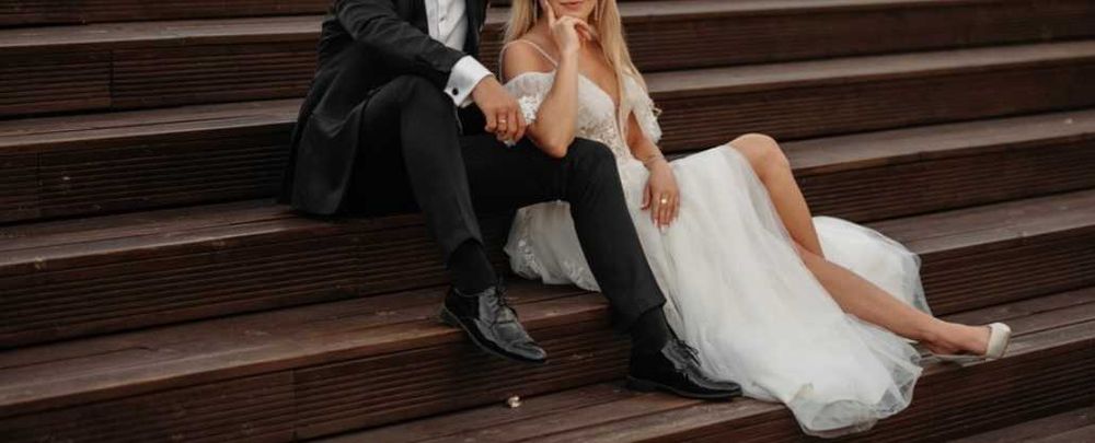 Sukienka ślubna - koronka