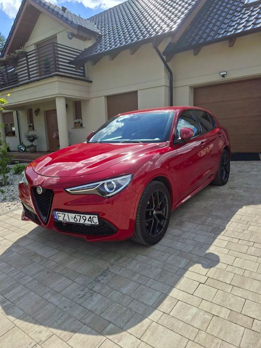 Alfa Romeo Stelvio Salon Polska