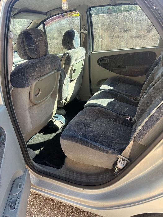 Renault  scenic 1.4 Gasolina — photo 3