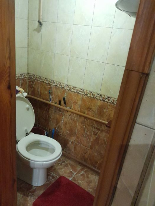 Продам Будинок, баню та великий гараж.Можливий продаж через сертифікат