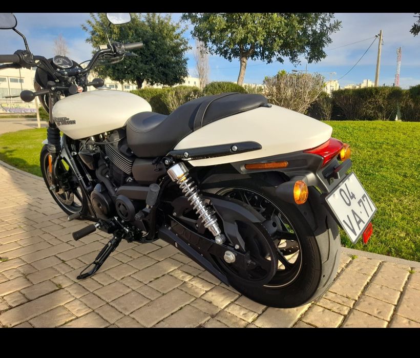 Harley davidson street 750