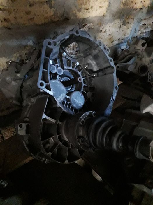 Коробка передач механика. КПП. Форд, Мазда, Фольц, Ниссан