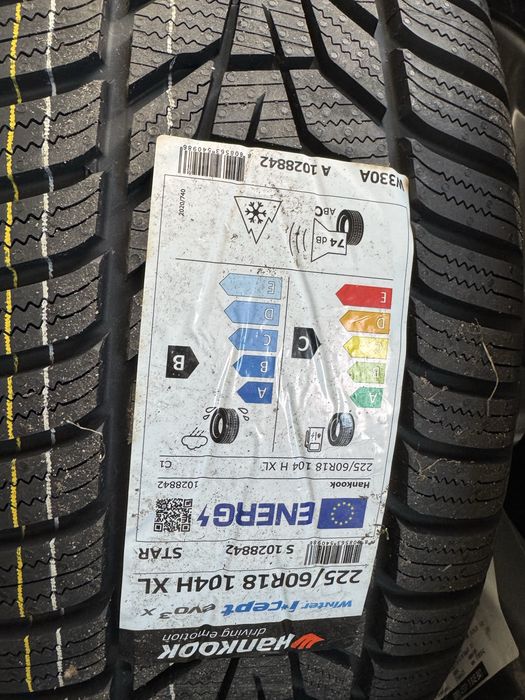 NOWE Oryginalne KOMPLETNE kola zimowe BMW X3 G45 18”.; X1,X2,X4