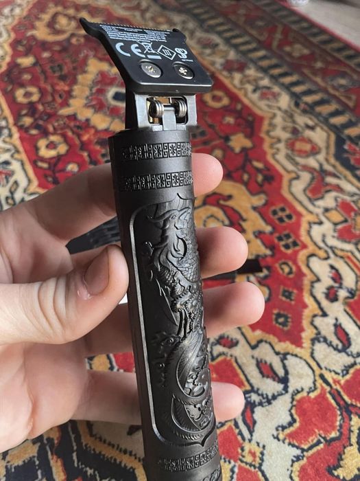 Golarka koloru czarnego