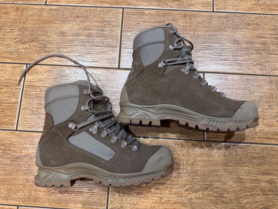 Meindl Desert Boots size UK 9M 英軍放出 Meindl Desert Boots size UK 9M 英軍放出 Meindl Desert Boots