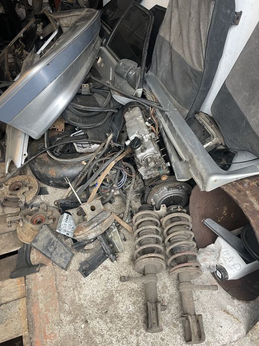 Разборка ВАЗ 2114,2115,2113 , запчасти , кузов , двери , крылья , двиг