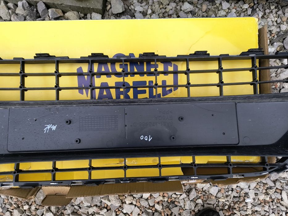 Grill atrapa chłodnicy Ford Fiesta Mk 7 VII