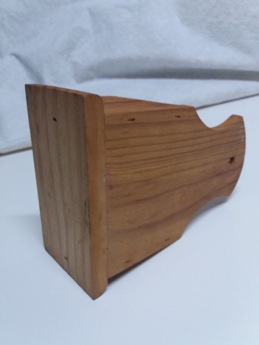 Porta-fósforos em madeira com vidro pintado à mão