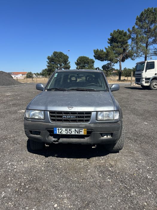 Opel Frontera 2200