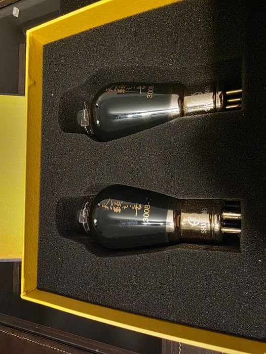 Válvulas 300B-T Shuguang Black Edition (par)