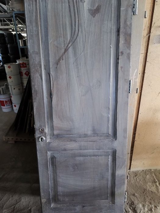 Продам Три Двері