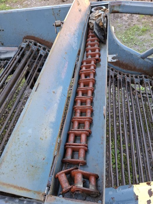 Kopaczka elewatorowa sadzarka