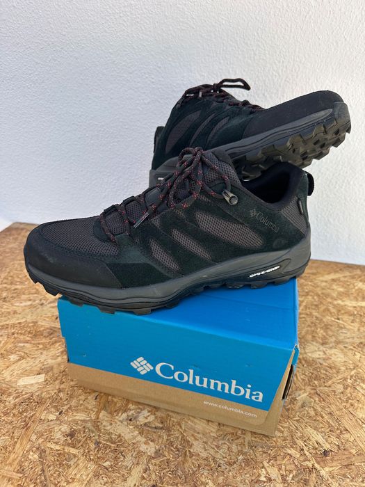 Sapatos Columbia 46