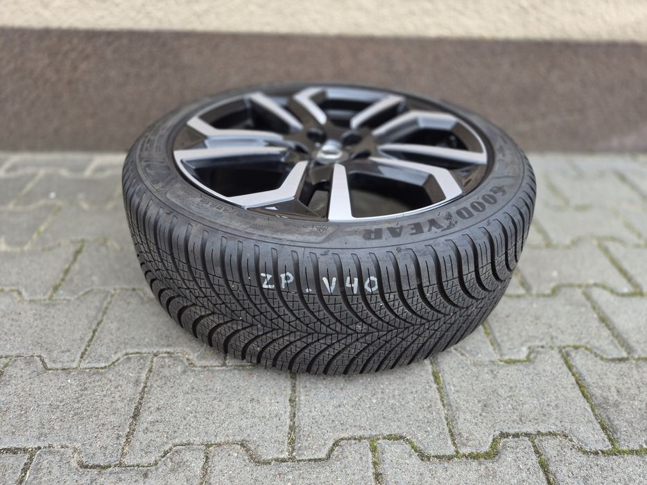 Alufelga VOLVO V40 CROSS COUNTRY 7.5J18 31423875 225/45 R18 nowa