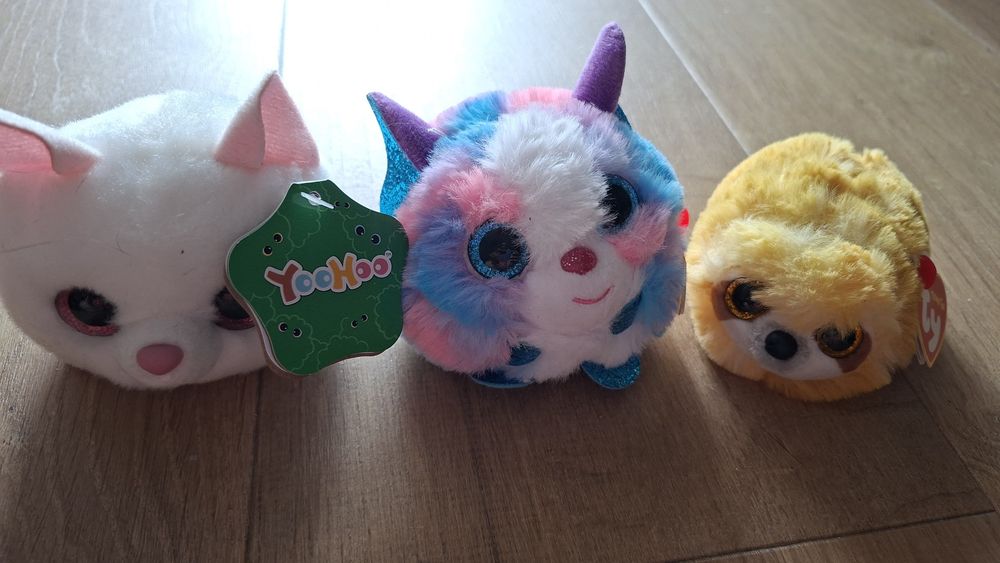 Trzy urocze maskotki Nowe