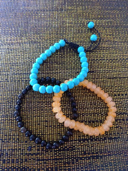 Bransoletki z kamienia naturalnego