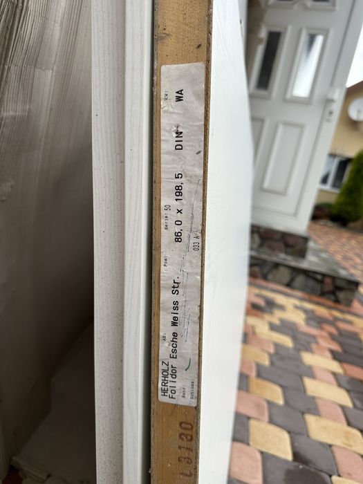 Продам двері 500 грн