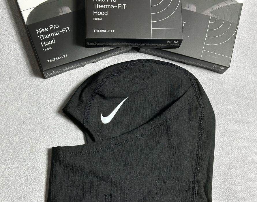 Балакалава Nike Pro Hyperwarm Therma-FIT Hood