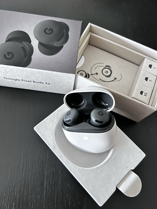 Google Pixel  Buds 2a