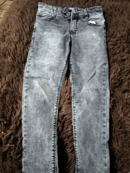 Джинси на 6-7 років