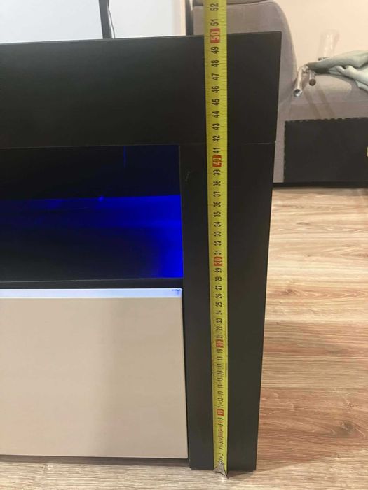 Szafka podświetlana RTV