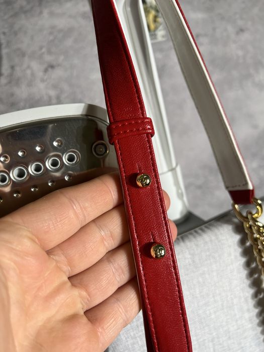 Оригінальна сумка Chanel Boy Bag червона, шкіра, з ланцюжком