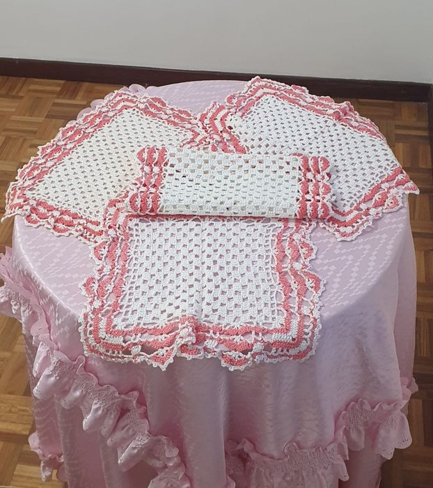 Handmade aprons for decoration