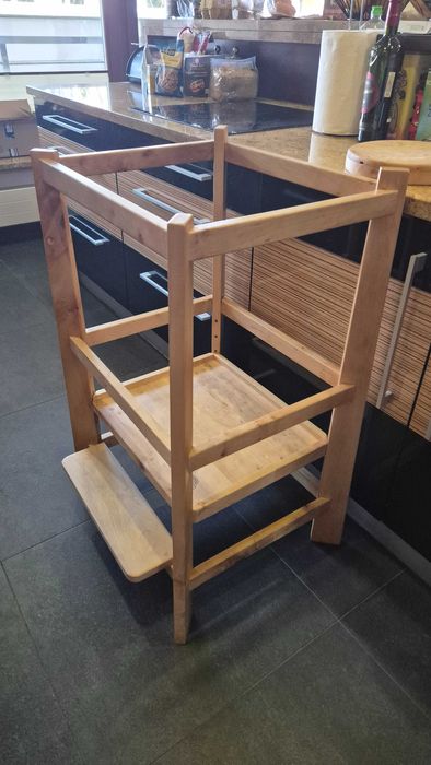 Regulowany podest dla dziecka (kuchnia kitchen helper) - ręczna robota