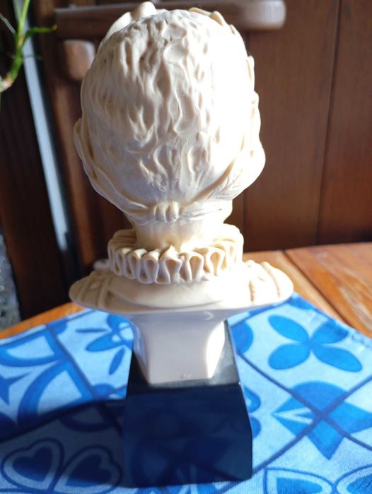 Busto decorativo Luís Vaz de Camões