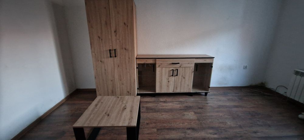 Zestaw mebli szafa komoda
