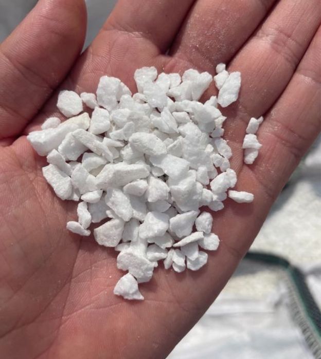 ŚNIEŻNOBIAŁY KAMIEŃ GRECKI Kruszywo do Lastrico Lastryko Grys 2-5, 2-8