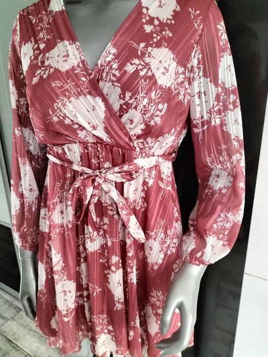 Sukienka New Collection