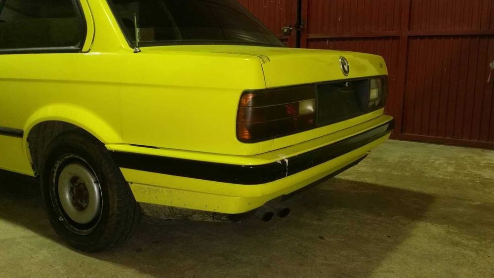 BMW E30 Coupe 320i_ Fase II_Para Peças