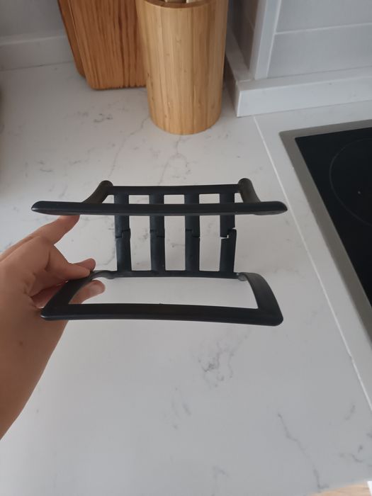 Black napkin holder425520398829496322