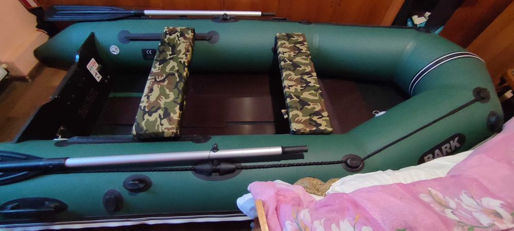 Продам лодку БАРК 310