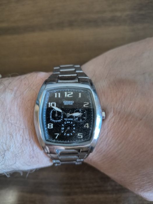 Продам часы Casio