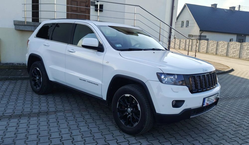 Jeep grand Cherokee 3.0 CRDI 4x4 max wyposażenie wersja limitowana