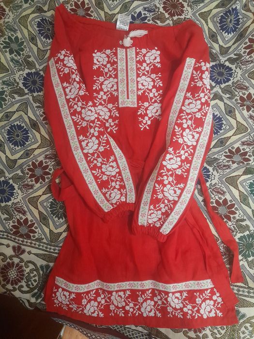 Вишите плаття для дівчинки