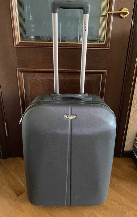 Продам валізу DELSEY (Франція)