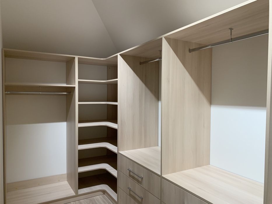 Без % Продаж будинку в с. Колонщина, Макаров